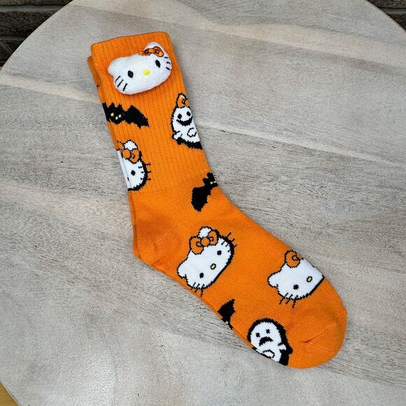 SANRIO HELLO KITTY Halloween Womens Ankle Socks Set of 3 Bats Pumpkin Mummy New - Picture 6 of 15